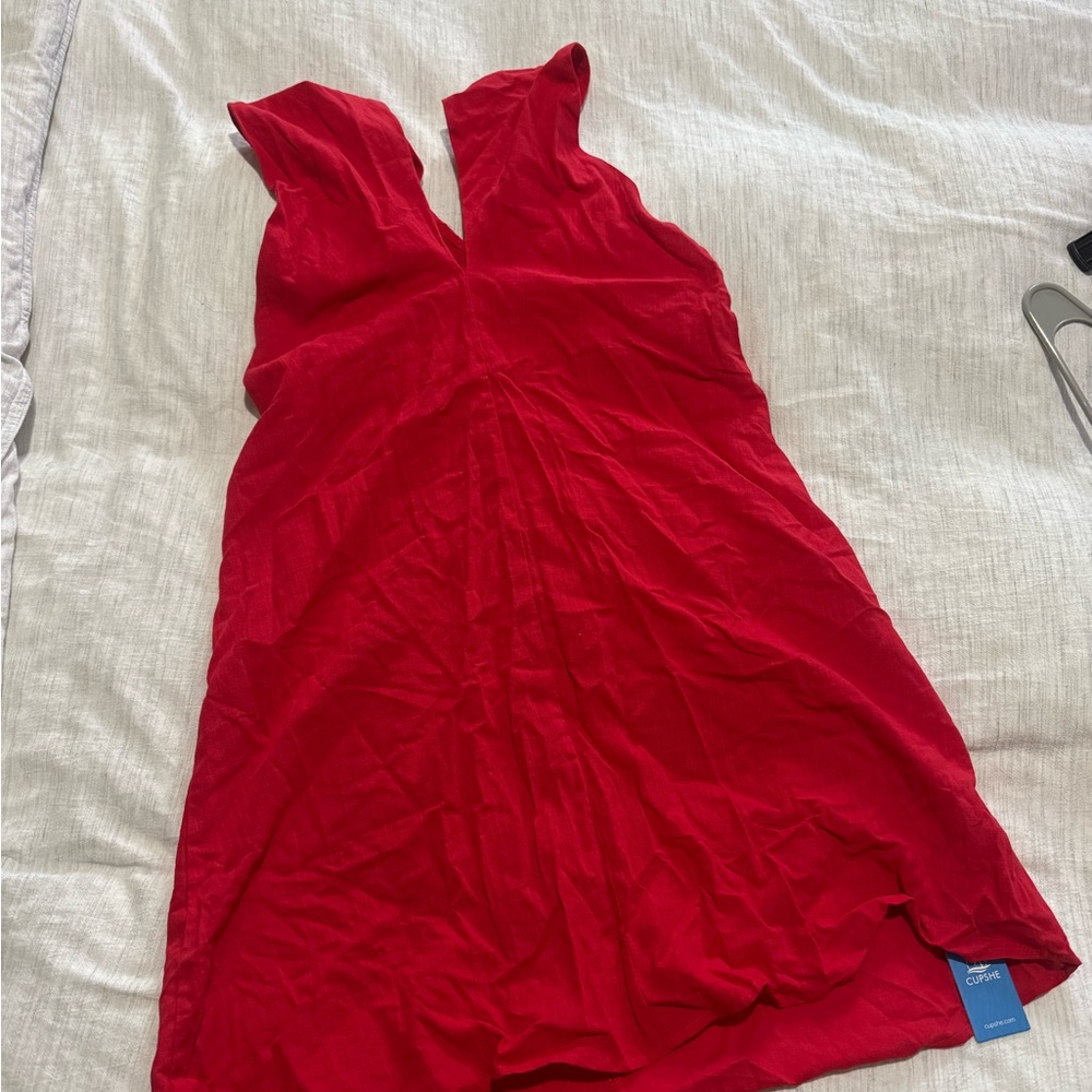 Cupshe Bold Red Garment
